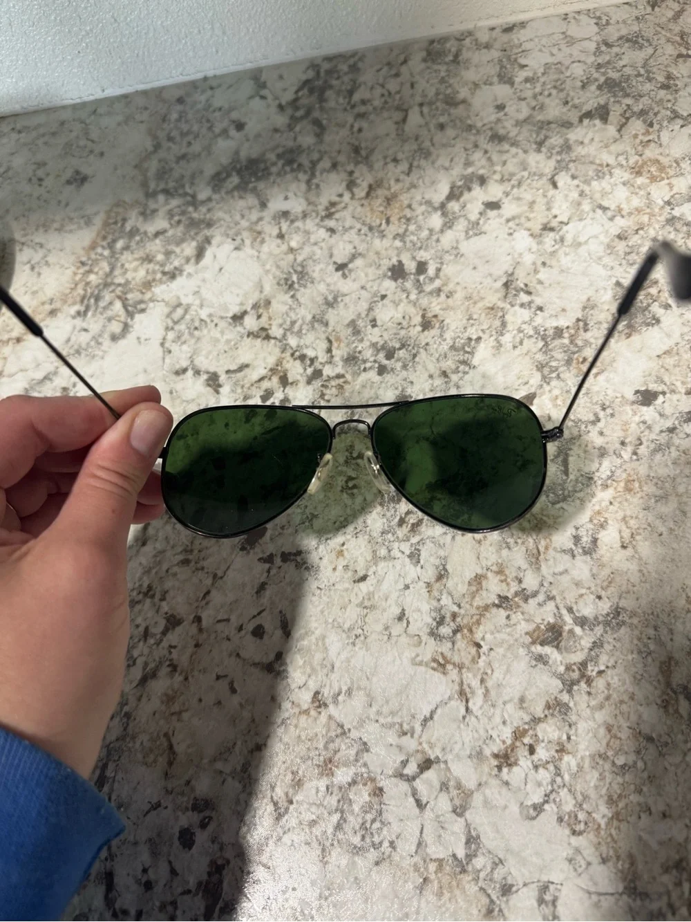 Ray-Ban Aviator Sunglasses with Dark Green Lenses and Black Frame